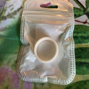 New White Wedding Band Ring Size 9